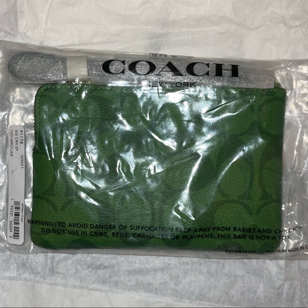 Coach zipper wristlet for women